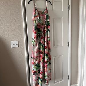 Floral jumpsuit with pockets